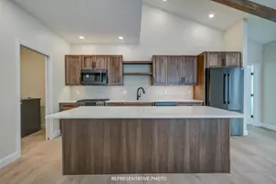 93 Whispering Pines Pl, Conway, NH 03860 - Photo 20