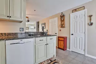 47 Willow Creek Dr, Hudson, NH 03051 - Photo 18