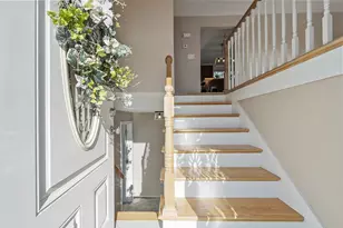 7 Tranquil Dr, Londonderry, NH 03053 - Photo 2