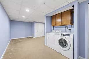 804 Elmwood Dr, Hudson, NH 03051 - Photo 28