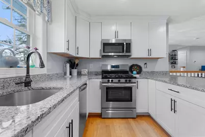 1109A Mammoth Road #A, Pelham, NH 03076 - Photo 4