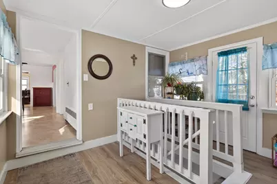 311 Thornton Street, Manchester, NH 03102 - Photo 2