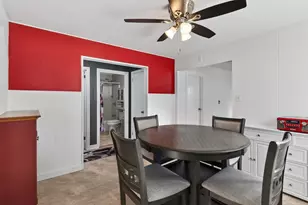 311 Thornton St, Manchester, NH 03102 - Photo 10