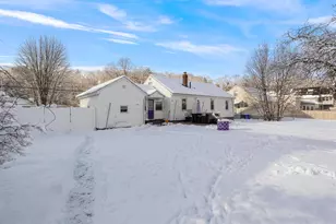 311 Thornton St, Manchester, NH 03102 - Photo 20