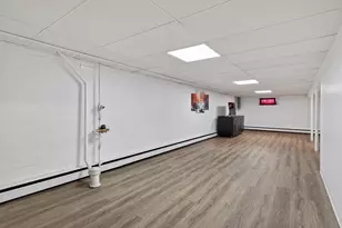 311 Thornton St, Manchester, NH 03102 - Photo 16