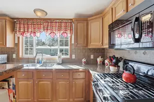 30 Winter St, Salem, NH 03079 - Photo 12