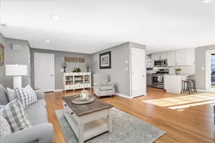 535 Coral Ave, Manchester, NH 03104 - Photo 8