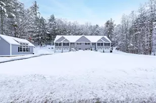 1109 Mammoth Rd, Pelham, NH 03076 - Photo 4