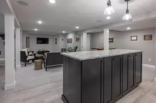 9 Pilgrim Cir, Nashua, NH 03063 - Photo 36