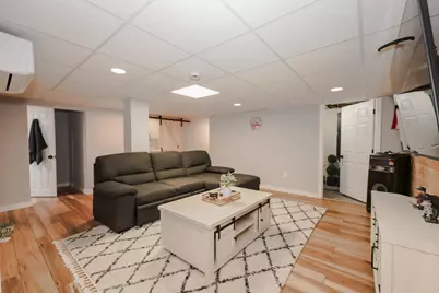 2052 Lake Shore Road, Manchester, NH 03109 - Photo 32