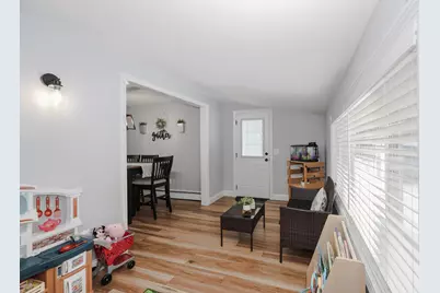 2052 Lake Shore Road, Manchester, NH 03109 - Photo 10