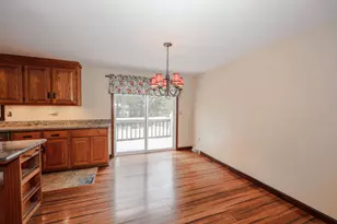 6 Scott Ln, Sandown, NH 03873 - Photo 8