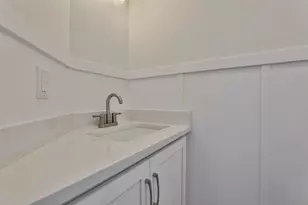 3030 Brown Ave, Manchester, NH 03103 - Photo 12