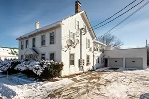 22 Concord Hill Rd, Pittsfield, NH 03263 - Photo 4