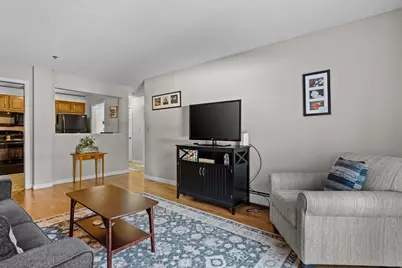 490 River Road #13, Manchester, NH 03104 - Photo 2