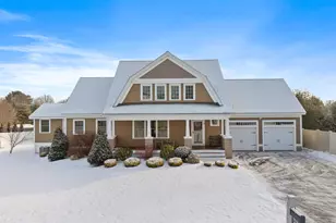 2 Hilliard Dr, Hampton, NH 03842 - Photo 1