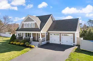 2 Hilliard Dr, Hampton, NH 03842 - Photo 2