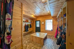 137 S Peak Rd, Lincoln, NH 03251 - Photo 16