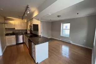 90 Fleet St, Portsmouth, NH 03801 - Photo 2