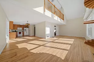 733 S Stark Hwy, Weare, NH 03281 - Photo 6