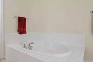 733 S Stark Hwy, Weare, NH 03281 - Photo 20