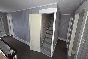 25 Pleasant St, Farmington, NH 03835 - Photo 30