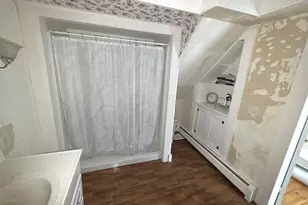 25 Pleasant St, Farmington, NH 03835 - Photo 20