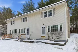 10 Woodburn Rd, Litchfield, NH 03052 - Photo 1