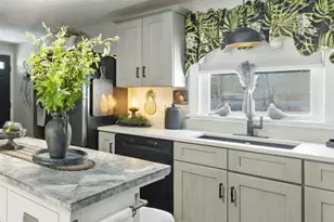 10 Frances St, Franklin, NH 03235 - Photo 4