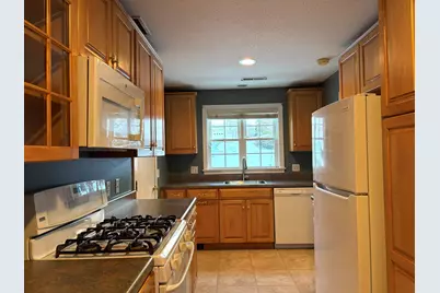 143 Hilltop Place, New London, NH 03257 - Photo 6