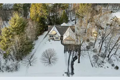 19 Sheffield Street, Hudson, NH 03051 - Photo 6