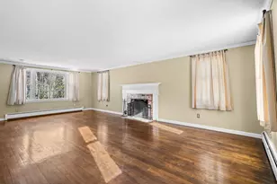 36 Buckridge Dr, Amherst, NH 03031 - Photo 8