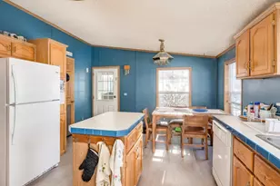 20 Seneca St, Rochester, NH 03867 - Photo 4