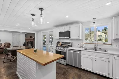 605 Wallis Road, Rye, NH 03870 - Photo 4