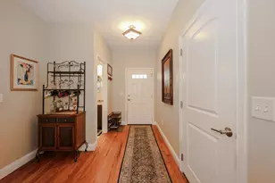 78 Woodview Way, Manchester, NH 03102 - Photo 2