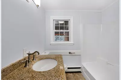 110 Main Street, Sandown, NH 03873 - Photo 22