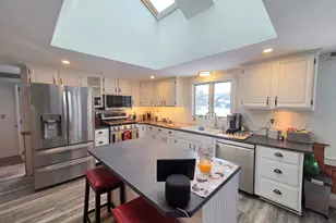 1462 King Hill Rd, New London, NH 03257 - Photo 8