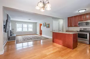 245 Pickering St, Manchester, NH 03104 - Photo 6