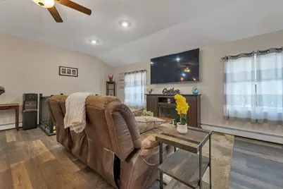 11 E Dunbarton Road, Goffstown, NH 03045 - Photo 16