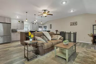 11 E Dunbarton Rd, Goffstown, NH 03045 - Photo 12