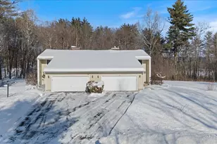 19 Jennifer Dr, Concord, NH 03301 - Photo 2
