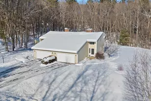 19 Jennifer Dr, Concord, NH 03301 - Photo 4