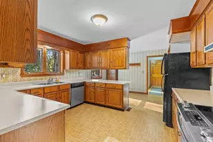 26 Emily Ln, Newbury, NH 03255 - Photo 10