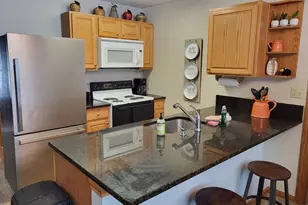 41 Jack O&apos Lantern Dr, Woodstock, NH 03262 - Photo 4