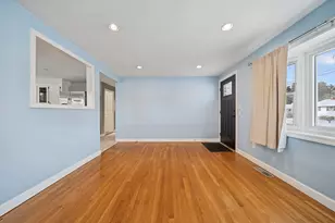 4 Port Chester Dr, Nashua, NH 03062 - Photo 8