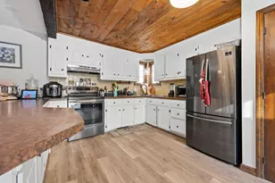 144 N Policy St, Salem, NH 03079 - Photo 10
