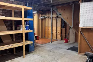 264 North St, Manchester, NH 03104 - Photo 50