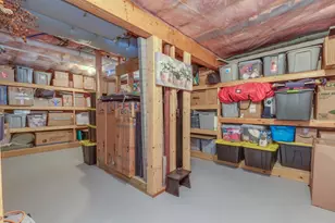 17 Winslow Dr, Atkinson, NH 03811 - Photo 50