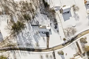 3 Copperfield Ln, Londonderry, NH 03053 - Photo 10