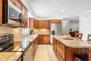 3 Copperfield Ln, Londonderry, NH 03053 - Photo 14